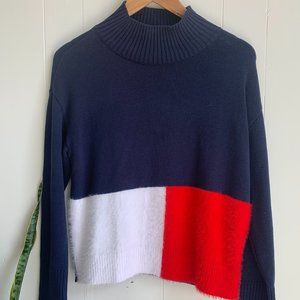 Ladies NWT Tommy Hilfiger Sweater